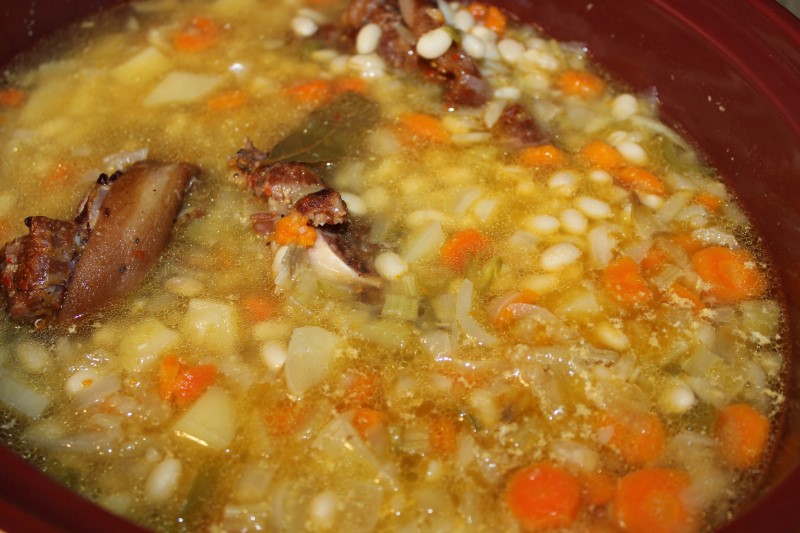 Lentil Bean or Northern Bean Soup | RealCajunRecipes.com: la m de maw maw