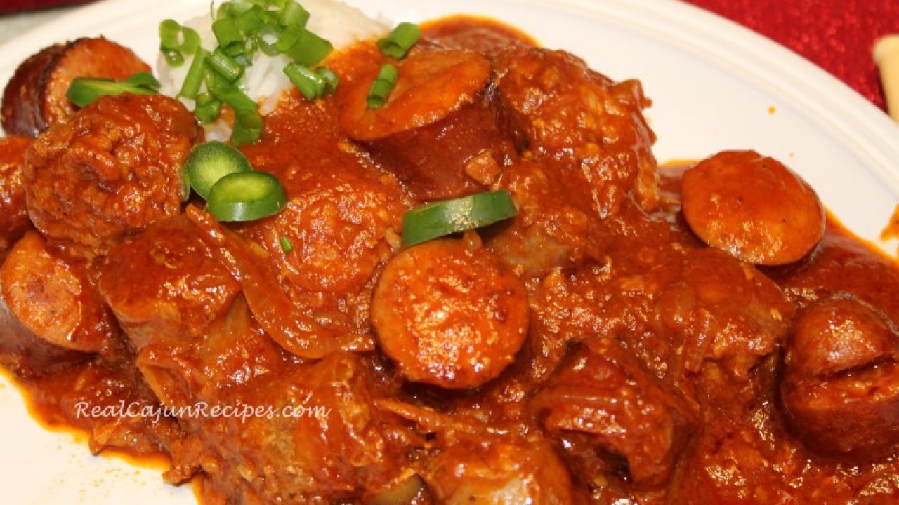 Pork Sausage Spicy Red Gravy Realcajunrecipes Com La Cuisine De Maw Maw