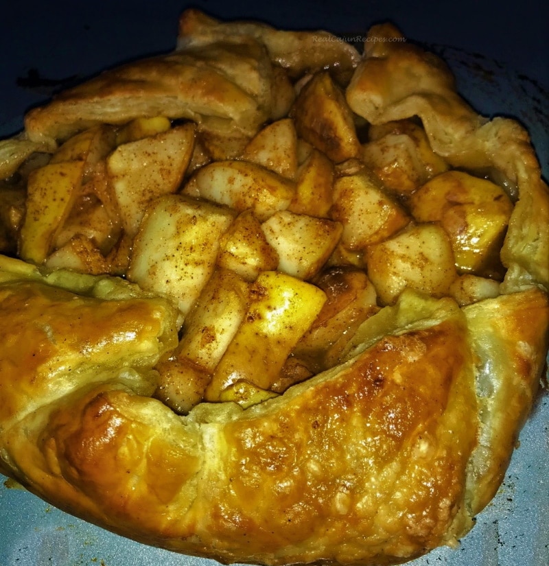 caramelized pear tart puff pastry